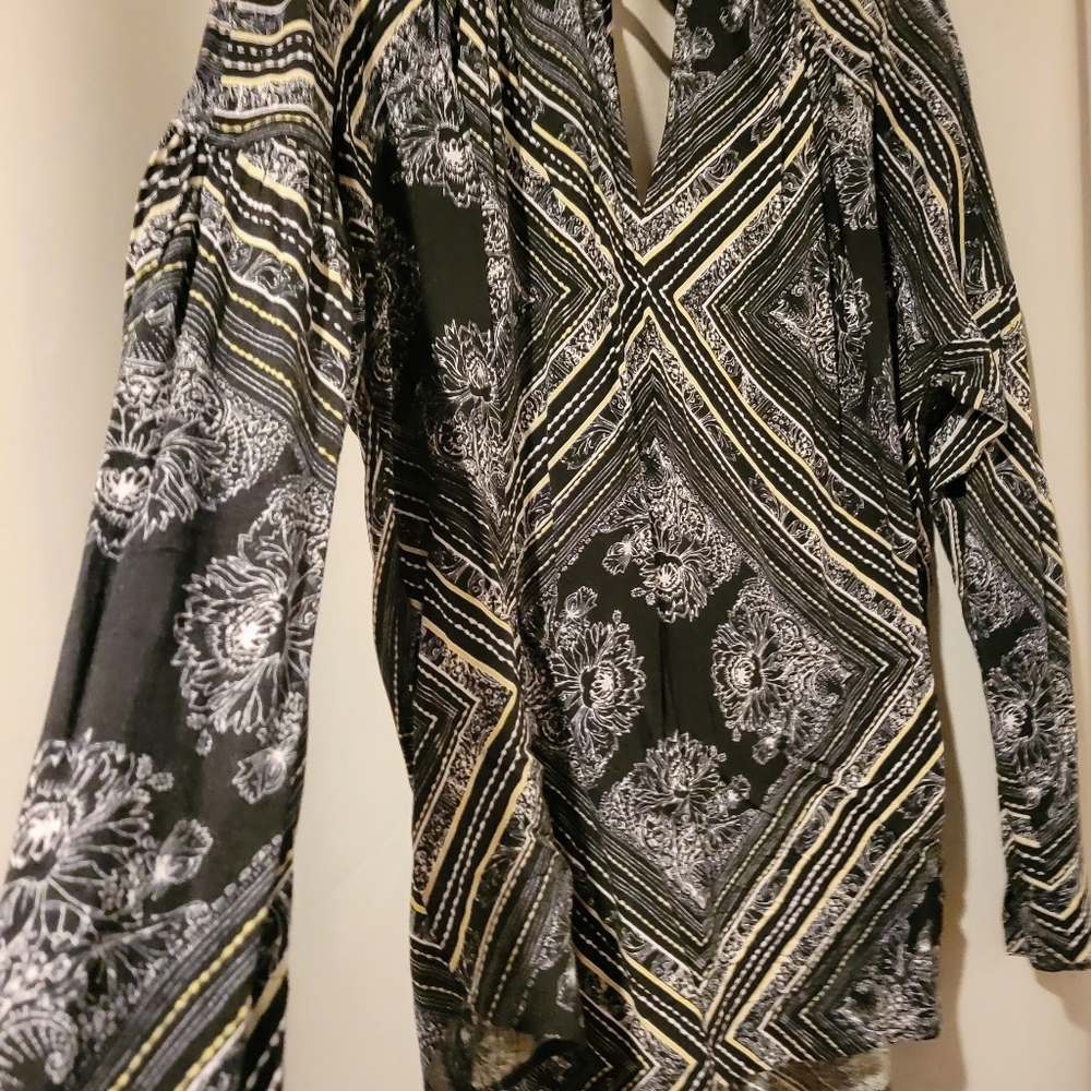 Free People Walking On A Dream Tunic in Black Combo - Picture 8 of 11